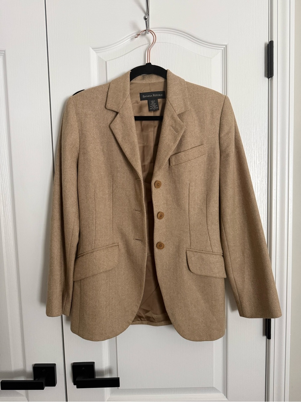 Banana Republic Women’s Tan Herringbone Blazer